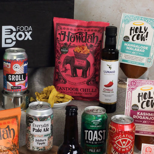 Luxury Beer and Curry in Wooden Box close up