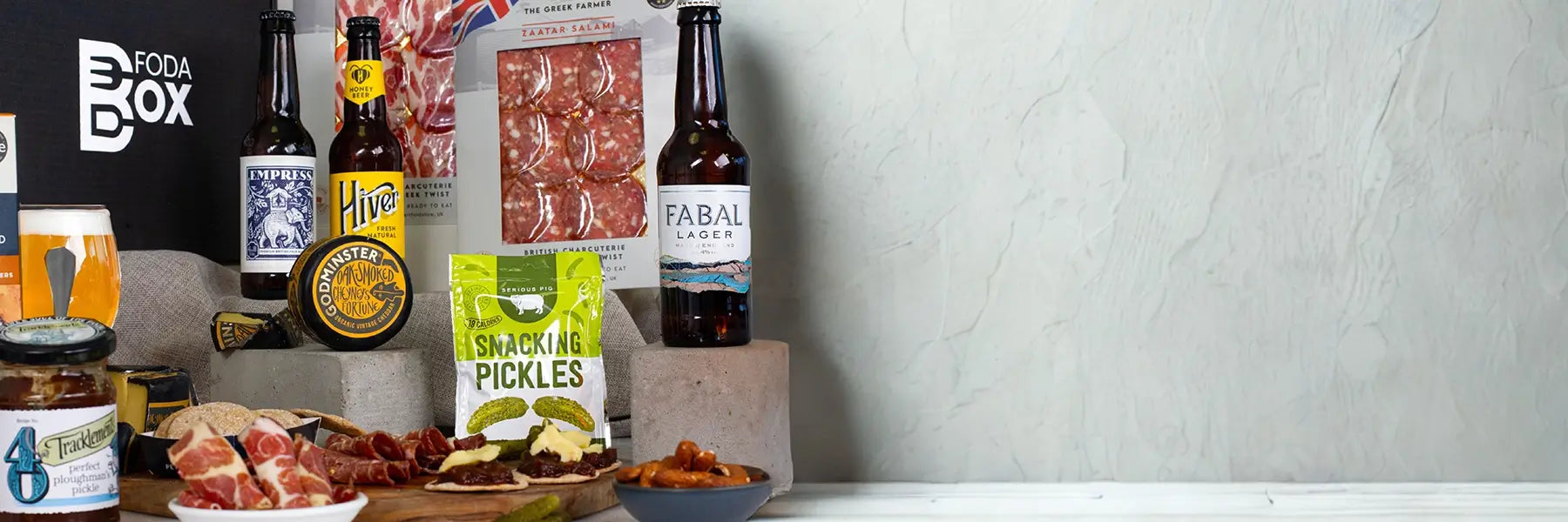 beer-charcuterie-cheese-hamper