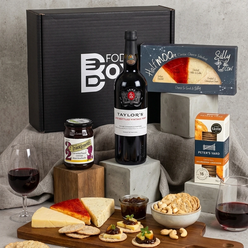 Port and cheese gift hamper