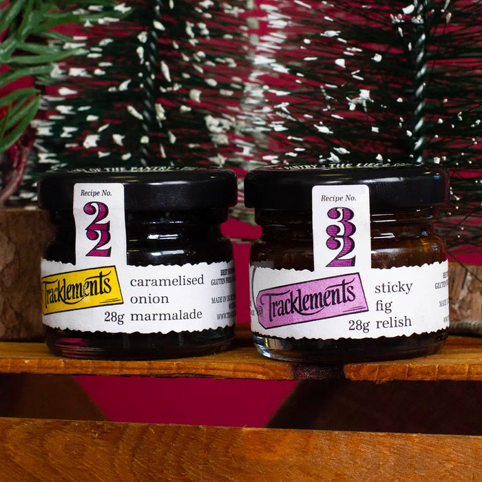 Port and Cheese in Wooden Box