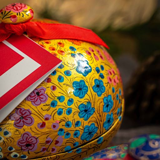 Handmade Bonbonnières filled with Assorted Chocolate Coated Raisins, 130g Gift Giving RJF Farhi 