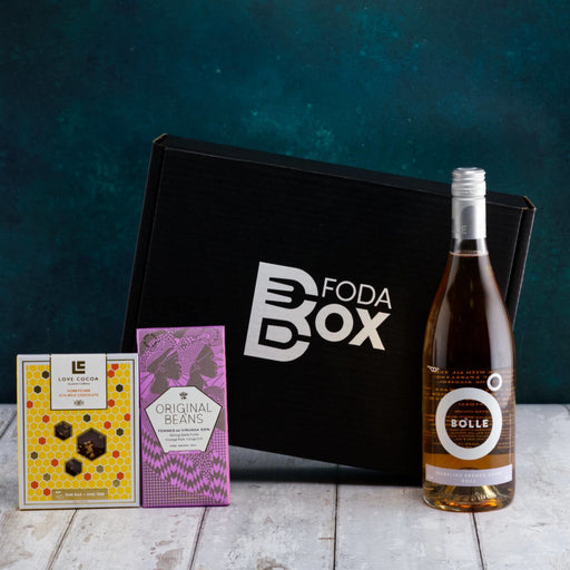 Alcohol-Free Pink Sparkling & Chocolate Gift Box