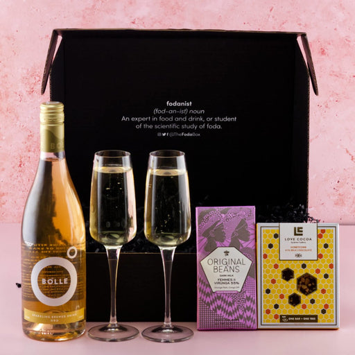 Elegance in a Box: Alcohol-Free Sparkling Fizz & Chocolate Gift | FodaBox