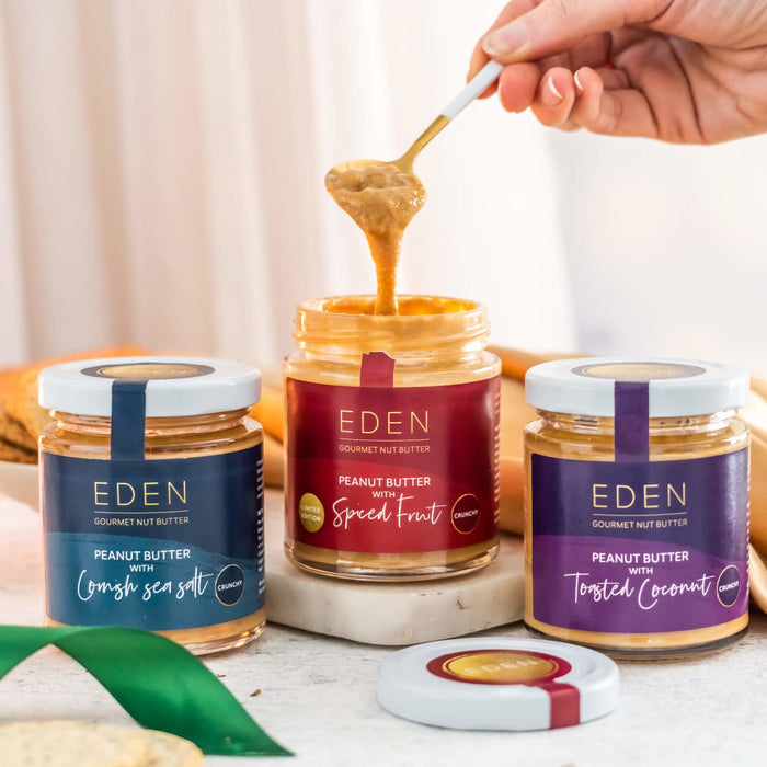 Eden Treats - Merry Christmas Luxury Gift Hamper Vegan-5