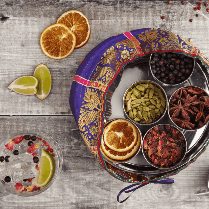 Spice Kitchen - Gin Botanicals Tin with 7 Botanicals & Silk Sari Wrap-9