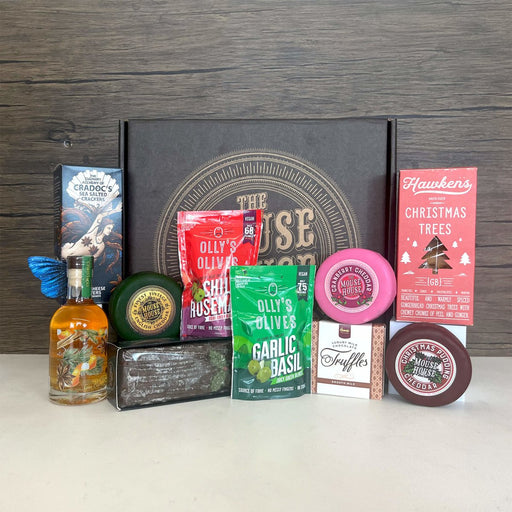 The Mouse House Cheese Co - The Festive Gin & Cheese Snacking Hamper-1